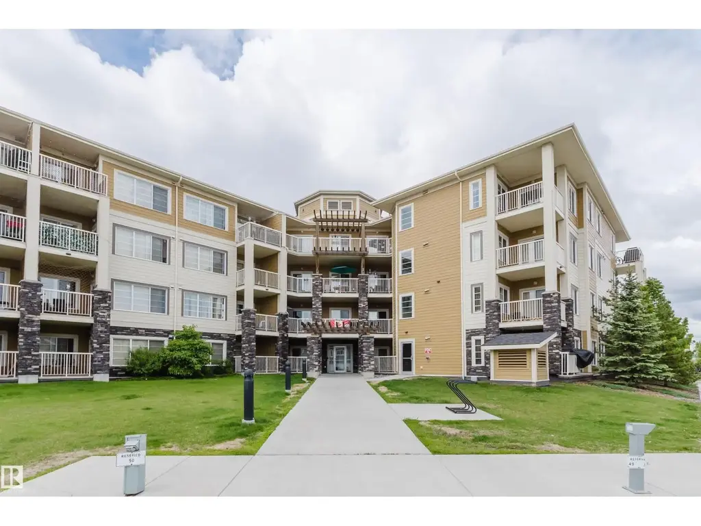 #402 3670 139 Av Nw, Edmonton
